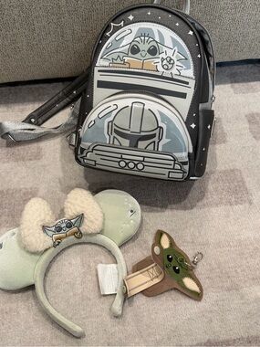 Glow in the Dark Loungefly x Disney The Mandalorian Grogu Mini Backpack Bundle